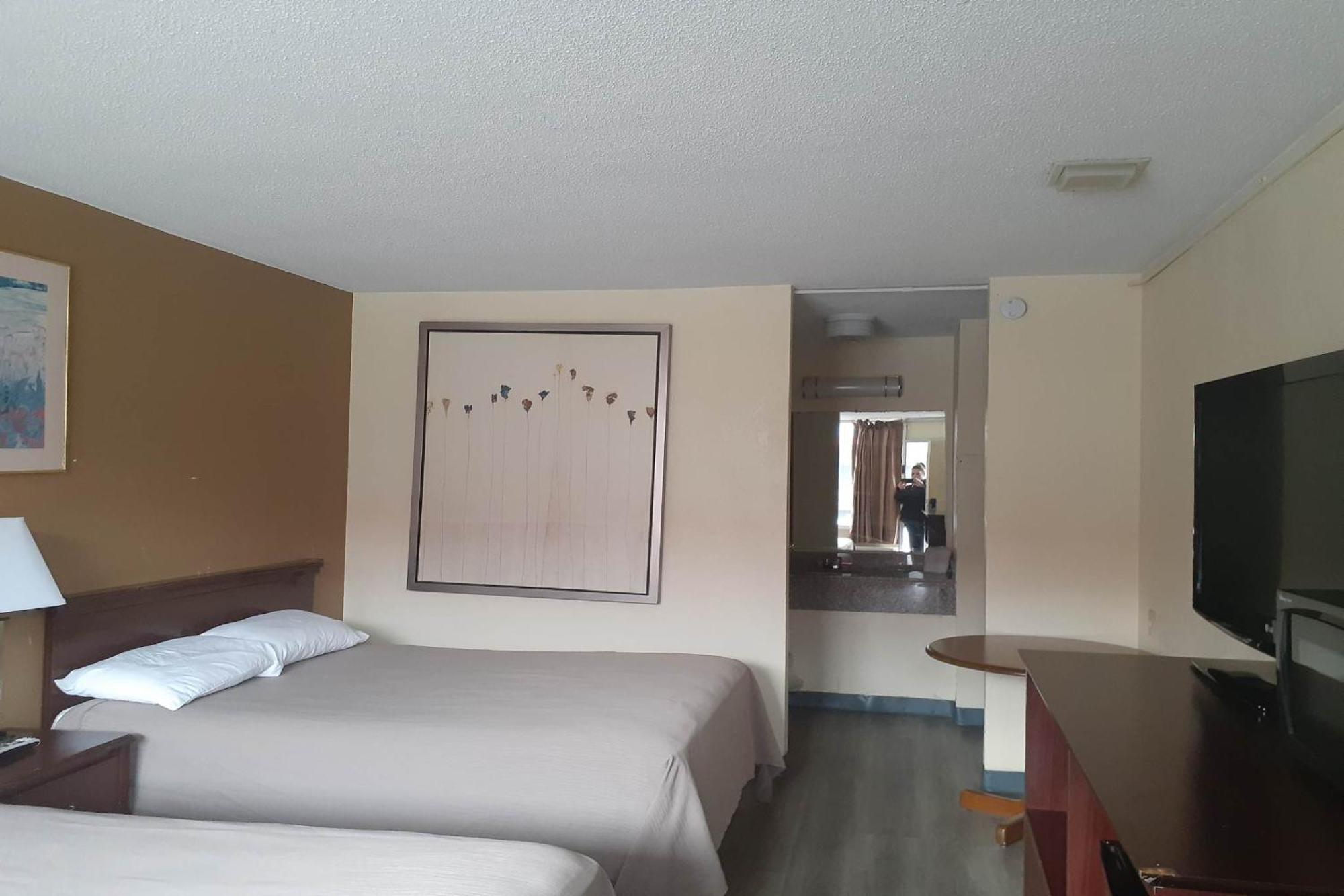 Holiday Lodge Virginia Pearisburg Εξωτερικό φωτογραφία