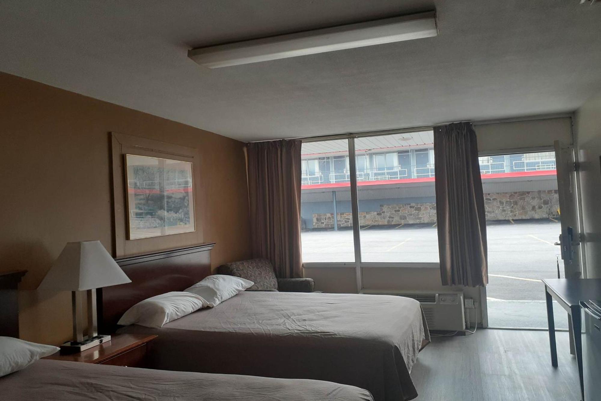 Holiday Lodge Virginia Pearisburg Εξωτερικό φωτογραφία