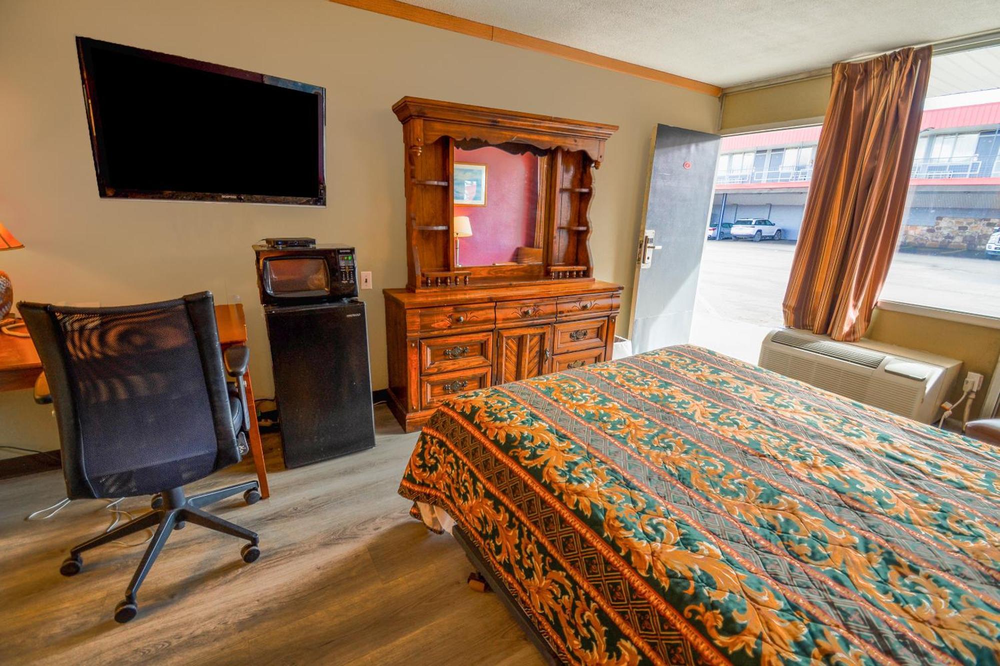 Holiday Lodge Virginia Pearisburg Εξωτερικό φωτογραφία